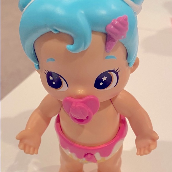 Little Live Peek-A-Boo interactive Baby w/ Carrier & Bottle - Picture 3 of 3